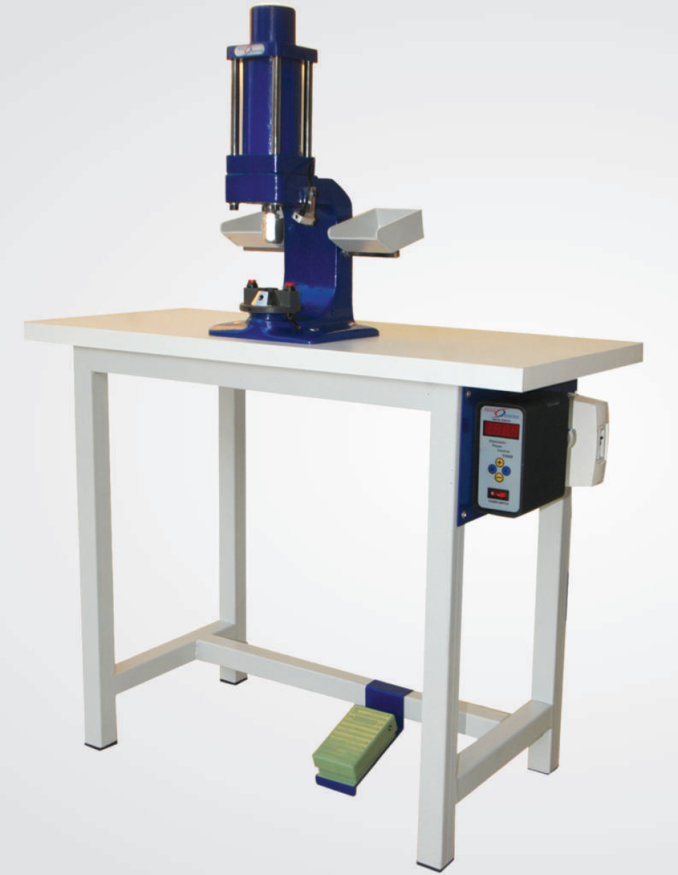 TM-200 Rivet ve Aksesuar Çakma Makinesi